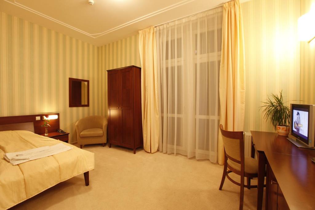 Hotel Sandor Pavillon Piest'any Camera foto
